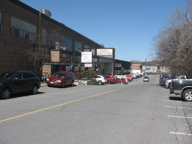 Closest to Richmond Road, Kirkwood Avenue has been largely urbanized with a sidewalk, landscaping and curbing along the same side of the street as the existing building.