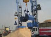 The grab can operate with a crane regardless of the size of hook. It can be used to handle grains, raw sugar, sand and other pulverized material.