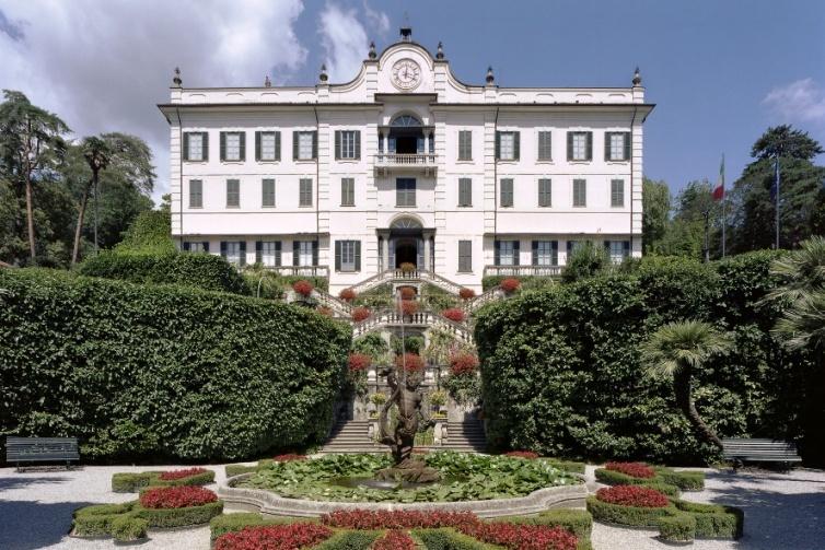 Villa Carlotta as the driver for the whole network 12 The driver of the network (Villa Carlotta and its famous gardens) counts more or less 200.000 visitors per year.