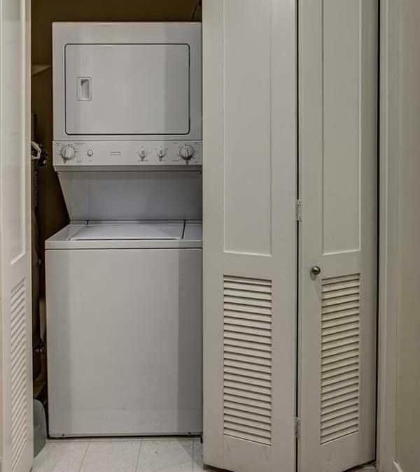 24 Unitized Washer & Dryer Unitized washers and dryers are an old, inefficient design.