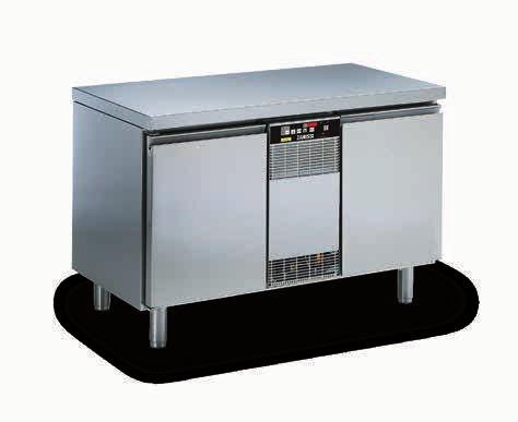 All the PTE Active refrigerated tables are equipped with an intelligent electronic system that, even in case of malfunction of one or more probes for detecting the temperature, ensures correct