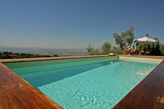 The property is a confortable, exclusive and refined country house.