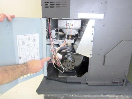 44 Optional Equipment Thermostat Installation (Optional) DO NOT CONNECT 120 VAC OR 24V TO THE THERMOSTAT CIRCUIT OF THIS HEATER (DO NOT USE A HOUSEHOLD THERMOSTAT USED FOR A WALL-BOARD OR OTHER