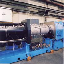 COLD FEED EXTRUDERS Davis-Standard s cold feed extruders are able to handle a wide range of polymer requirements.
