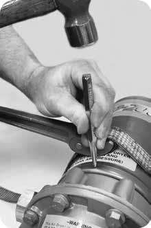 If it is difficult to remove, or if the can spins without loosening, try these tips: 1.