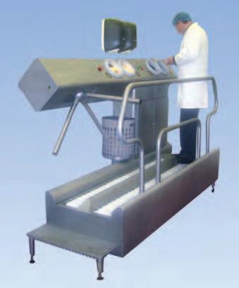 After successful hand disinfection the turnstile unit is released and when leaving the station the footwear is cleaned and disinfected by the rotating brushes.