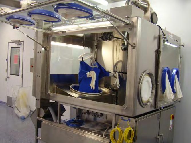 Transfer Ports and Interface Interface Isolators Isolators Isolators are attached to exit door of pass-through sterilizers, depyrogenation ovens and lyophilizers to allow direct