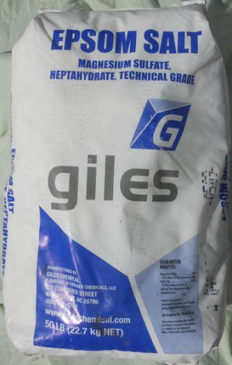 bag 40 per pallet FLOWABLE BLUE DYE Highly concentrated water soluble dye to add to fertilizer solutions to make feeding visible. Order #: 42-0001 1 lb.