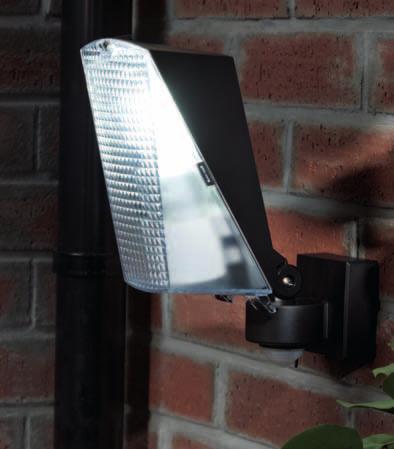 36W Energy Saver PIR Floodlight ECO1FL Simple and convenient connection