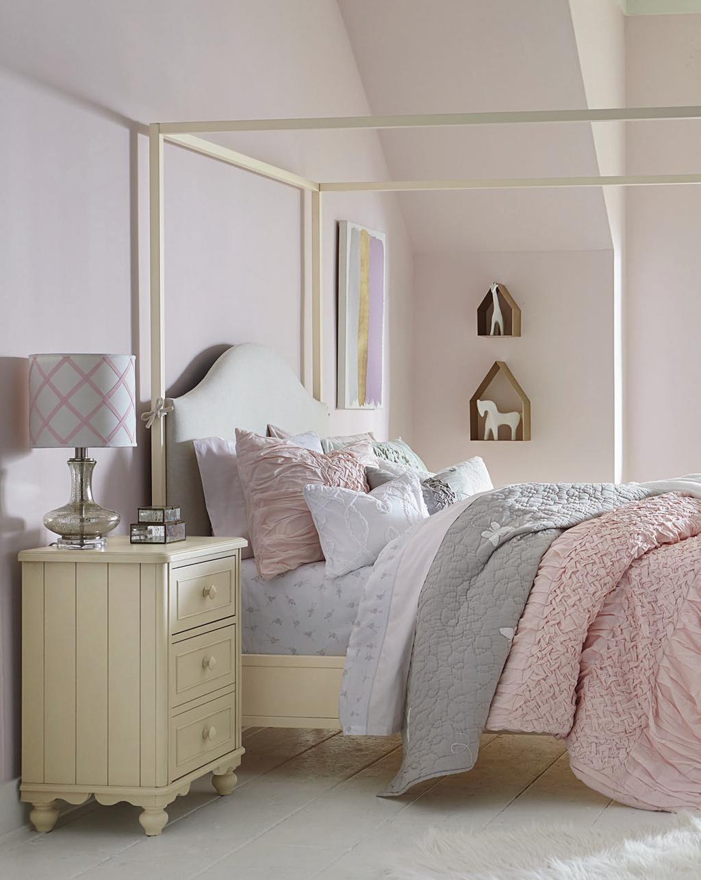 / CANOPY BED, FULL