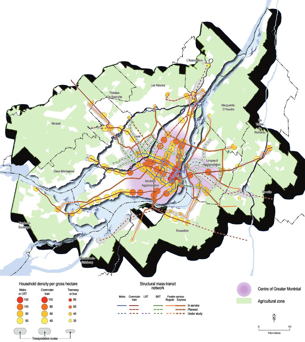 Policy direction 1 Land Use A Greater Montréal with sustainable living environments The draft Plan recommends locating 40% of planned urbanization within a one-kilometre radius around metro,