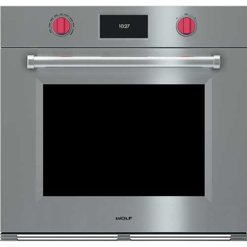 Brands Wolf 22 Wolf pioneered twin convection cooking for more consistent baking.