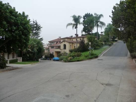 The neighborhood comprises several contiguous subdivisions, the largest of which were subdivided in 1924 and 1925 by Daisy Canfield, wife of film star Antonio Moreno.