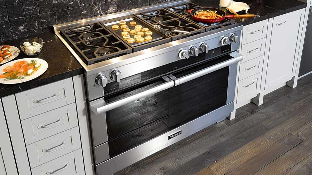 Unlike radiant ovens, steam does not bake out the nutrients and leaves food more flavorful.