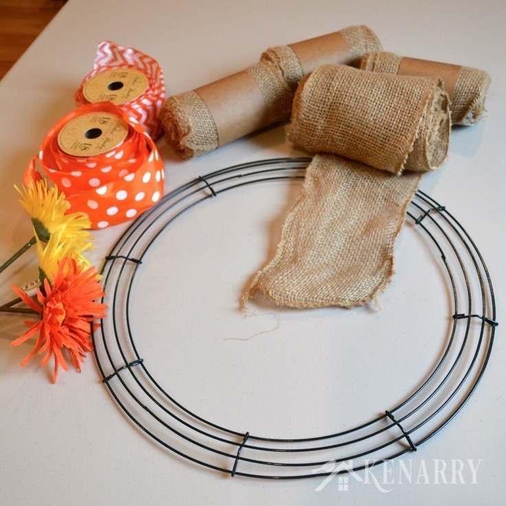 Step-by-Step Instructions Learn how to make a burlap wreath by weaving ribbons with rustic burlap in this easy step-by-step tutorial.