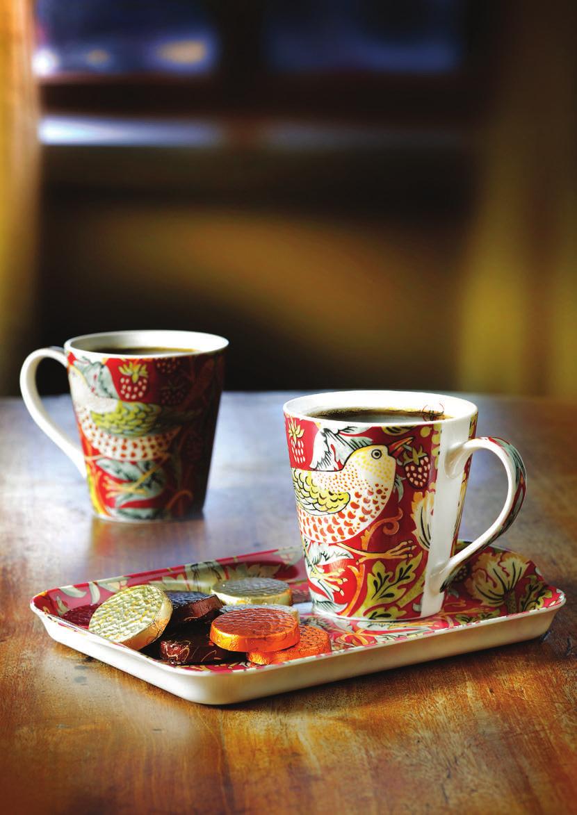 Mug & Tray Sets 14 strawberry thief - red mug & handled