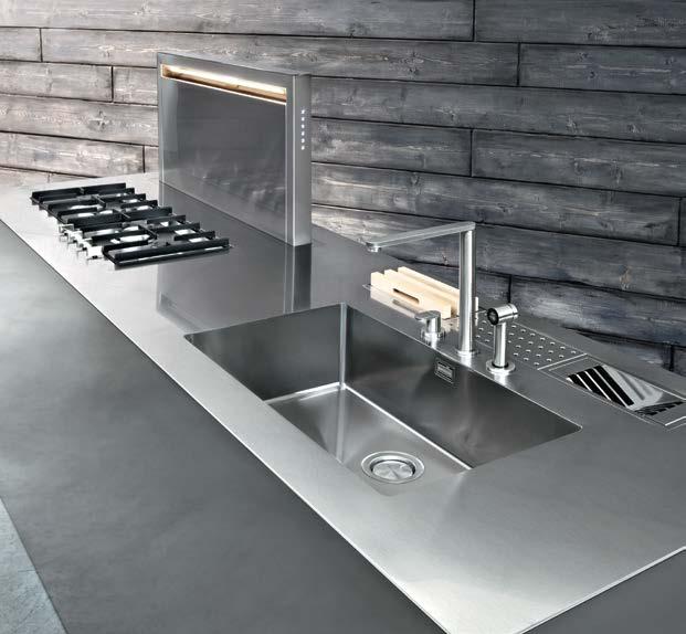Stainless steel Fab R15 bowl with waste strainer cover and B_Free mixer tap kit.
