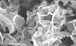 With its unique morphology, expanded milled Perlite has excellent properties for removal of difficult to filter suspended solids due to its jagged interlocking structure (Fig.1).