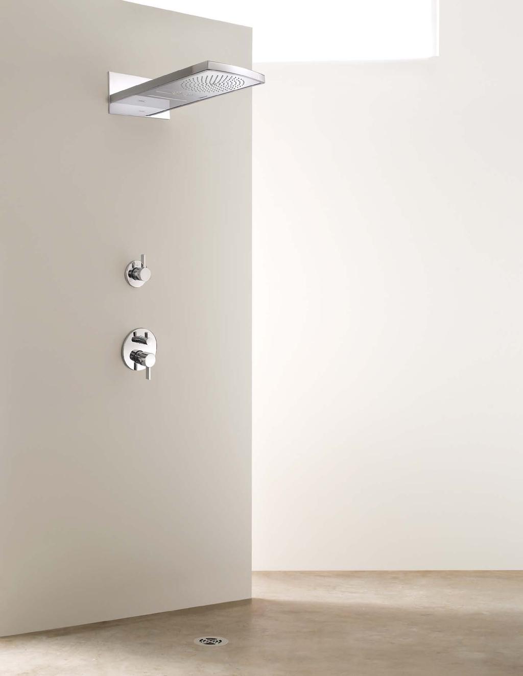 Raindance Rainfall AIR. Extraordinary shower fun, simple installation. Experience water in all its original magnificence with three unique shower functions: Rain AIR, Whirl, and Rainflow.