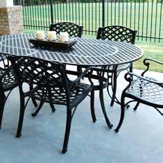 We offer a wide array of outdoor aluminum casual furniture, statuary and garden