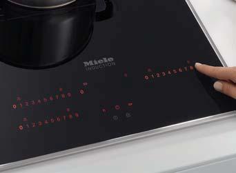The automatic Con@ctivity 2.0 function enables the ventilation hood to communicate with the cooktop using RF technology.