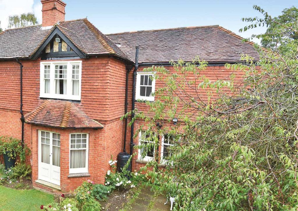 Seller Insight Nortons is an elegant Edwardian home that enjoys a superb location within the delightful village of Smarden.