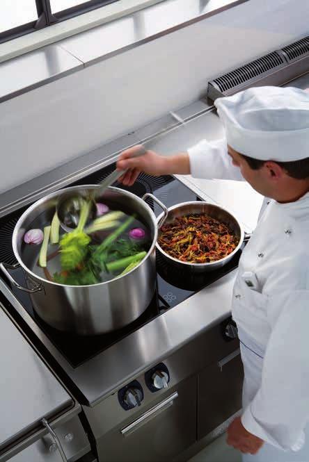 operations since the glass ceramic surface only heats up upon direct contact with the induction pans Powerful 5kW induction zones with a short heat-up time, ideal for express service Great energy