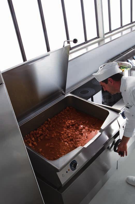 34 900XP & 700XP Tilting Braising Pan The exclusive solution for wet or dry cooking of large quantities.