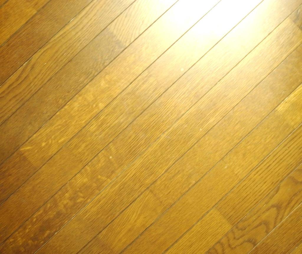 Hardwood Flooring Refinish Thirty-seven percent of REALTORS have suggested sellers refinish their hardwood floors before attempting to sell, and six percent said the project most recently helped