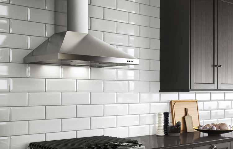 STYLE AND SIZE An extractor hood can make a big style statement, whether you pick one that's similar to