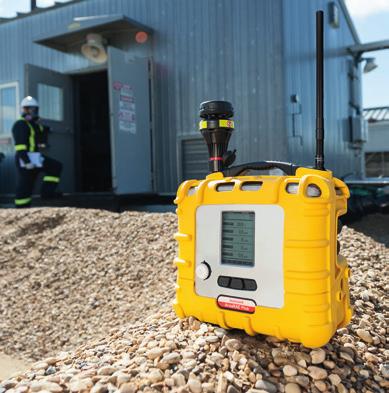 Remote monitoring from a safe location In addition to providing gas status on the scene, AreaRAE Plus sends gas readings to real-time monitoring software.