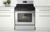 18 19 RANGES WITH GAS COOKTOP SINGLE OVEN RANGES WITH GAS COOKTOP DOUBLE OVEN PRAKTFULL BETRODD NUTID BETRODD Range with gas cooktop Range with gas cooktop Slide-in range with gas cooktop Double oven