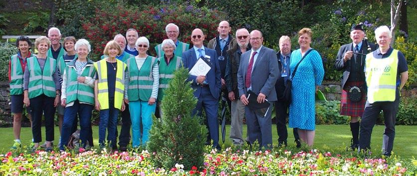 Souvenir Newsletter 2017 Premier Award the Rosebowl North Berwick in Bloom East Lothian Image credit: Derek Braid This is the fourth-time North Berwick in Bloom (NBiB) has won the Rosebowl.