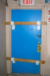 Exit Doors Must Be Unlocked Must be able to open from the inside at all times without keys, tools, or special knowledge Device such as a panic bar that locks only from the outside is permitted Must