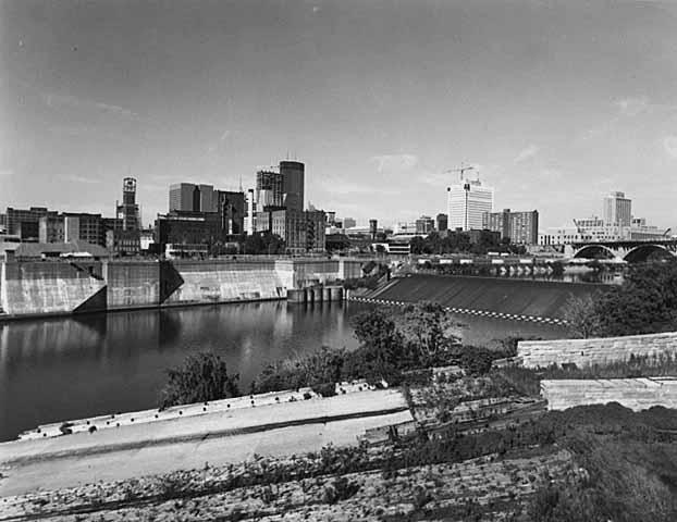Minneapolis looking to the northeast along Central Avenue Source: MPL archives In 1962, city leaders said that a plan was not only desirable, but necessary in order to: 1) manage demands on