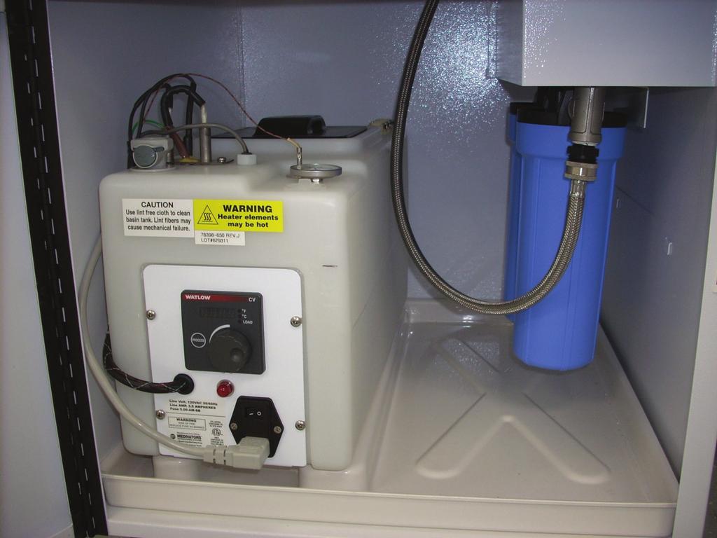 Typical placement of a reservoir in the CER cart with water filters.