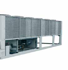 In particular, the highly efficient compressor with its integral inverter allows us to mount more compact heat exchangers in the frame and, combined with the use of a compact control panel, more