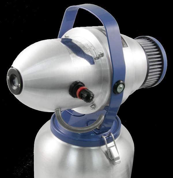 Fogmaster Tri-Jet 6208 Useful for both large and small areas, and of course for both waterand oil-based liquids, this workhorse