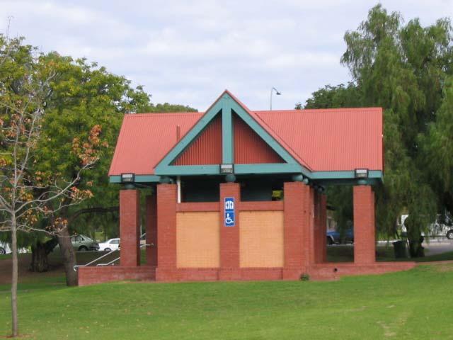 Structures Several structures are present: Toilet Block (South-western Corner):