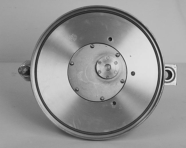 BACK KNOB DIAPHRAGM PL-41596-2 PL-41468-1 Fig. 12 Fig. 13 11. Continue with the cleaning instructions described in the CLEANING section of this manual. 12. Close drain valve and return oil to kettle.