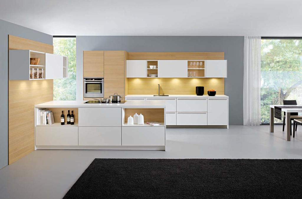 KANTO-K KANTO-KH The side panel as planning concept - ideas for young, modern kitchens KANTO - the innovative side panel concept from LEICHT is a young, versatile and modern Collection.