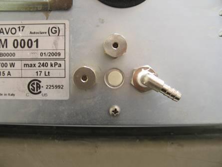 When error code A040 appears the auxiliary pump is not pulling water into the clean water reservoir. To prime the auxiliary pump turn the unit OFF.