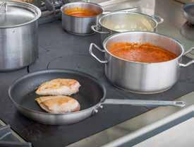 GAS SOLID TOPS Perfect for multi-pot cooking, the cast iron plate provides up to 450 C