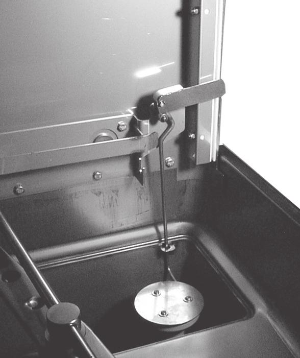 STERO SD3 DOOR-TYPE DISHWASHER 15 OPERATION PREPARATION The overflow tube must be in its proper location below the strainer pan (Figure 16).