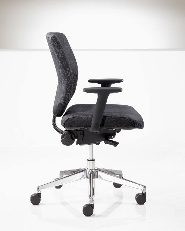 G3 chairs have been tested to BS 5459-2:2000, for use by persons weighing up to 150kg for 24 hours per day.