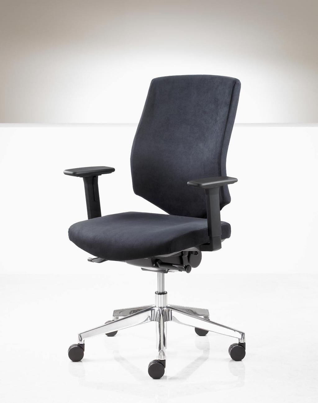 An inflatable lumbar support and two-tone seat/back upholstery are both available as options.