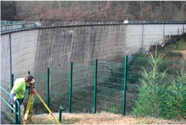 Integrity Monitoring of Dams, Dykes, Waterways and Harbours Your Challenges Leak and intrusion detection Service Life