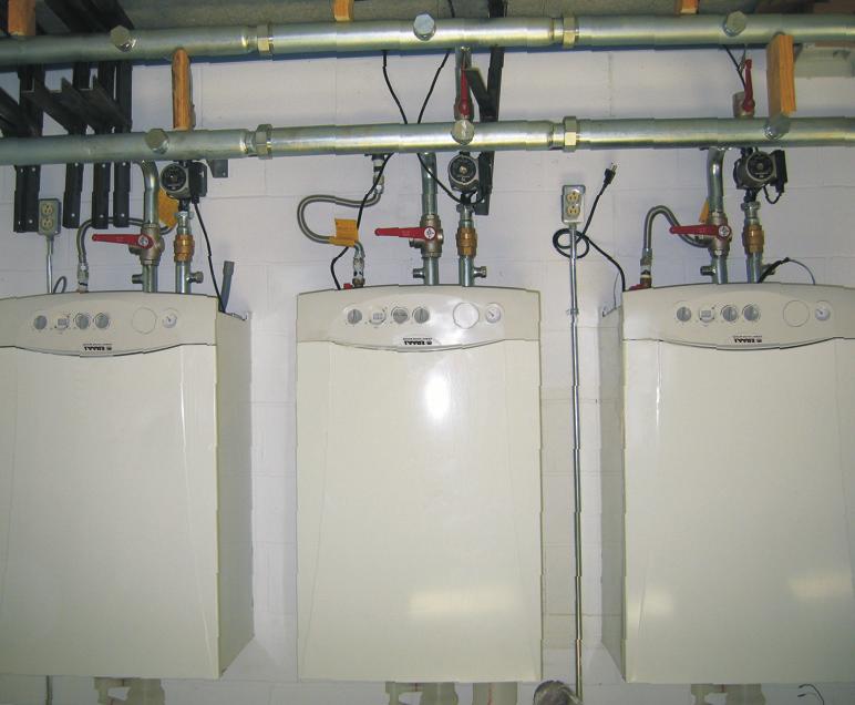The commercial Mascot boilers may be common vented with pre-engineered, quickly assembled venting kits (up to three boilers in each vent), reducing the need for extra wall or rooftop