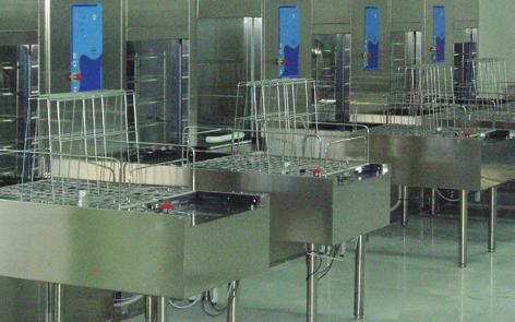 OPTIONS FOr K & M CSSD Washer disinfectors Automation CISA Washer/Disinfectors can be automated to work optimally reducing the inactivity time of the machines, as well as giving safety to the staff