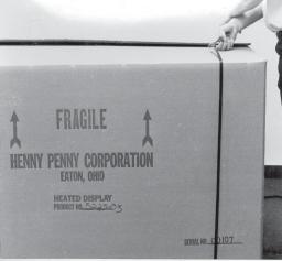 2-2. UNPACKING The Henny Penny Display Counter Warmer is tested, inspected, and expertly packed to insure arrival at its destination in the best possible condition.